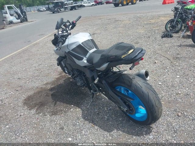 2025 YAMAHA MTN1000 3