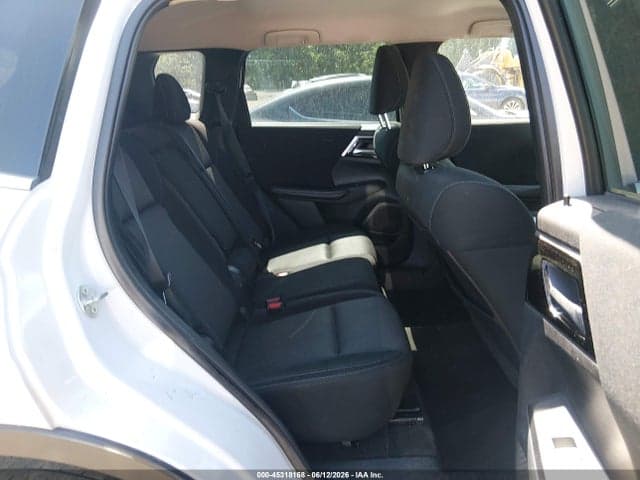 2022 MITSUBISHI OUTLANDER ES 2.5 S-AWC 8