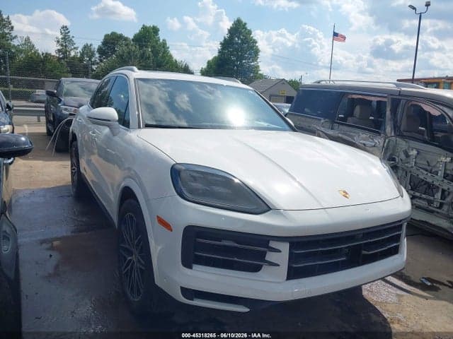 2024 PORSCHE CAYENNE 1
