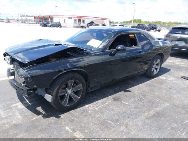 2018 DODGE CHALLENGER SXT 2