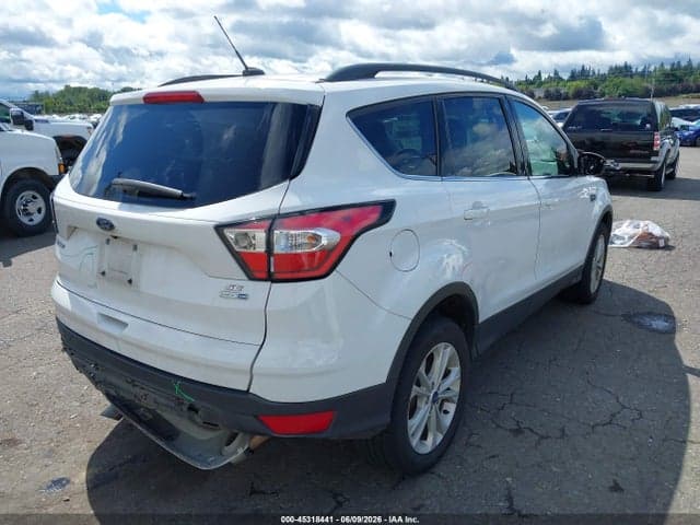 2018 FORD ESCAPE SE 4