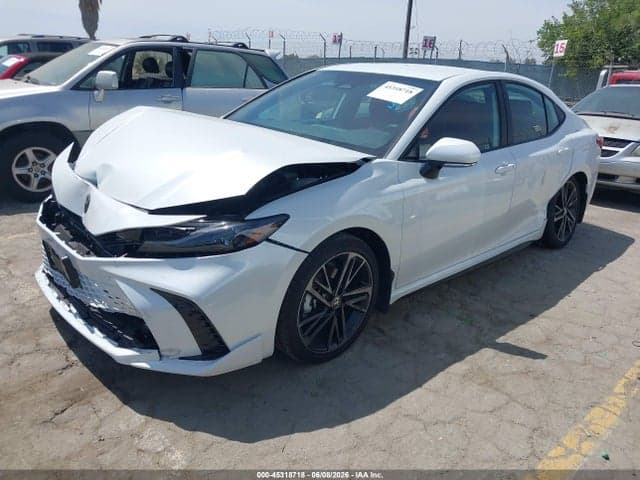 2026 TOYOTA CAMRY XSE 2