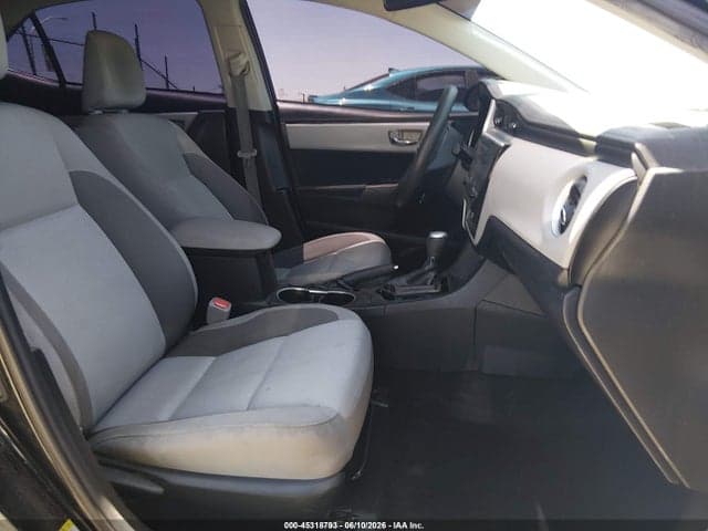 2019 TOYOTA COROLLA LE 5