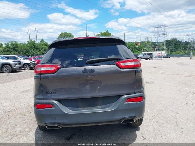 2018 JEEP CHEROKEE LATITUDE 4X4 17