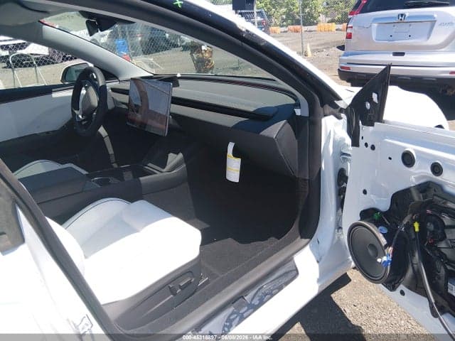 2026 TESLA MODEL 3 PERFORMANCE ALL-WHEEL DRIVE 5