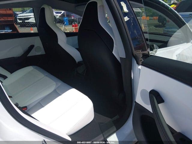 2026 TESLA MODEL 3 PERFORMANCE ALL-WHEEL DRIVE 8