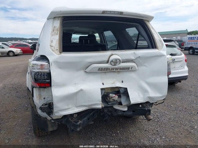 2023 TOYOTA 4RUNNER SR5 PREMIUM 6