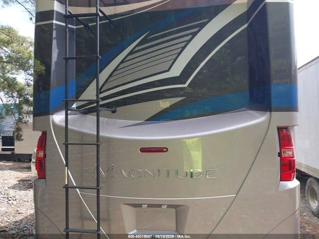 2022 FORD MAGNITUDE F-600 CHASSIS 8