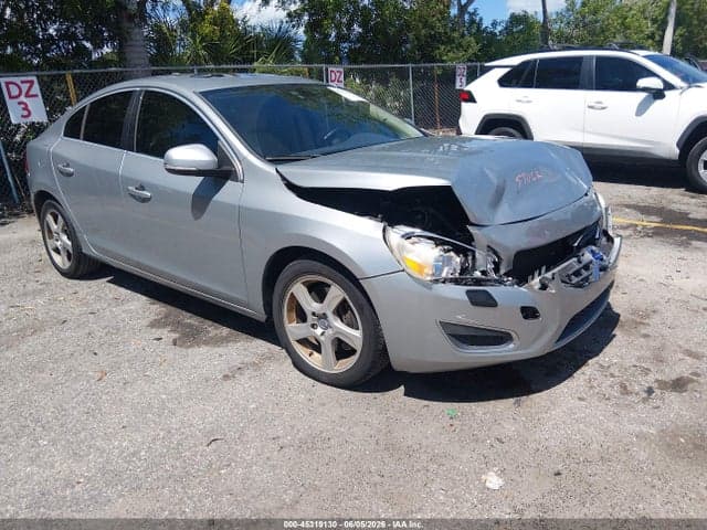 2013 VOLVO S60 T5