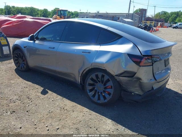 2024 TESLA MODEL Y PERFORMANCE DUAL MOTOR ALL-WHEEL DRIVE 3