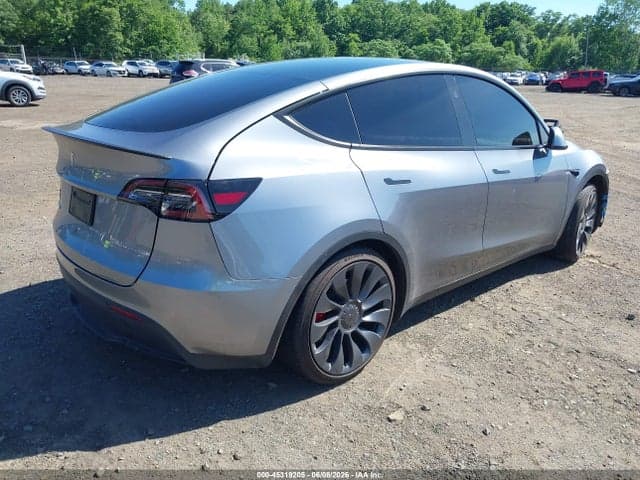 2024 TESLA MODEL Y PERFORMANCE DUAL MOTOR ALL-WHEEL DRIVE 4
