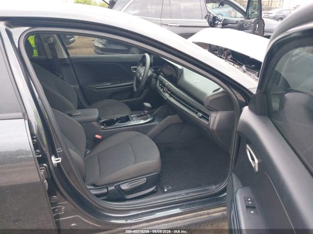 2026 KIA K4 LXS 5