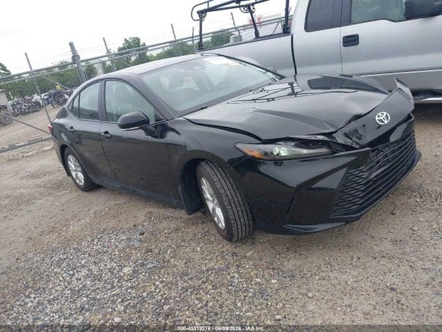 2025 TOYOTA CAMRY LE 1