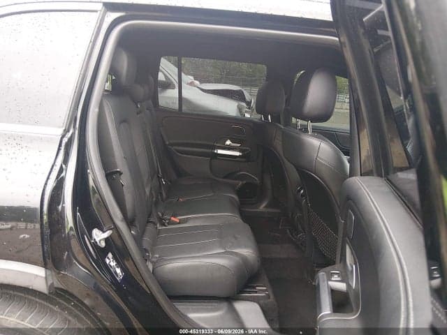 2022 MERCEDES-BENZ GLB 250 4MATIC 8
