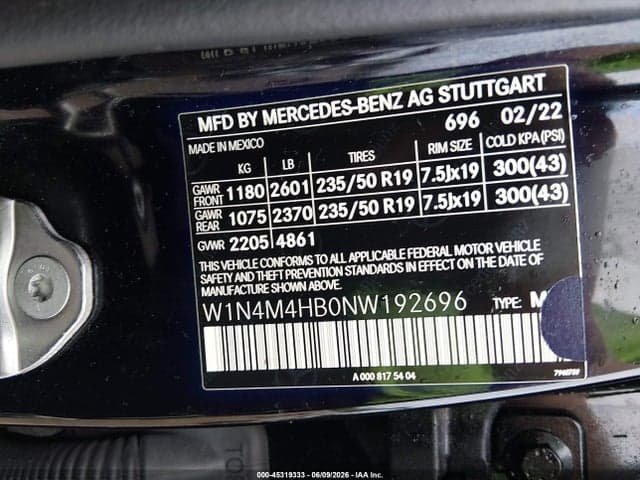 2022 MERCEDES-BENZ GLB 250 4MATIC 9