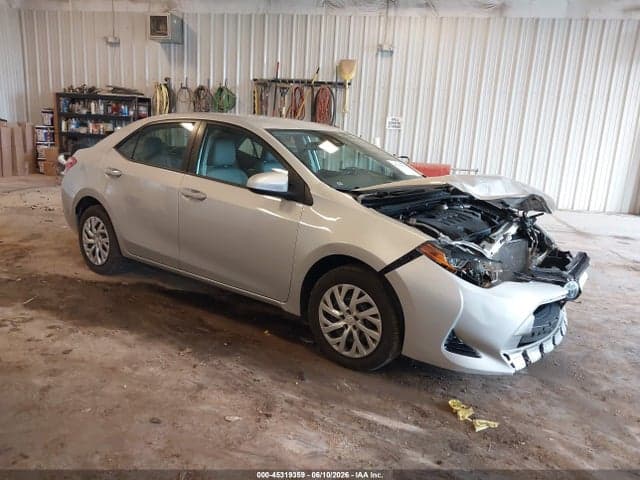 2018 TOYOTA COROLLA LE 1