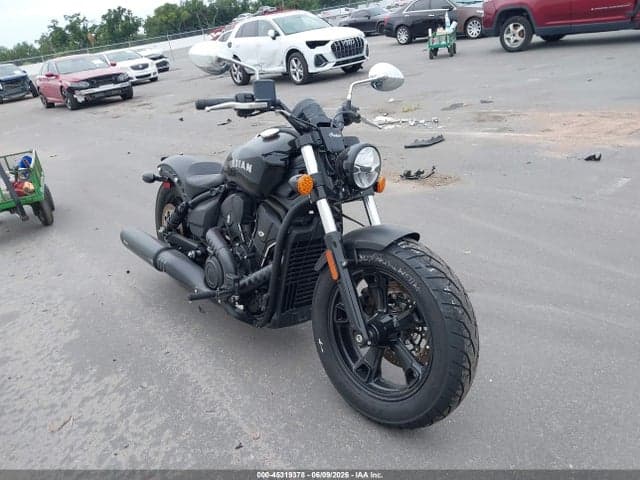 2025 INDIAN MOTORCYCLE CO. SCOUT SIXTY BOBBER - 1