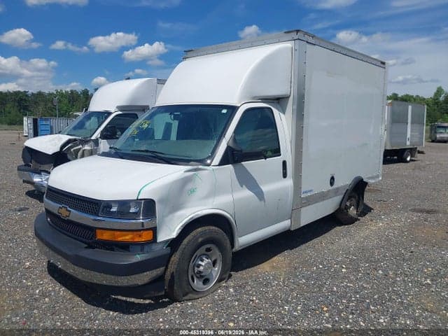 2024 CHEVROLET EXPRESS CUTAWAY WORK VAN 2