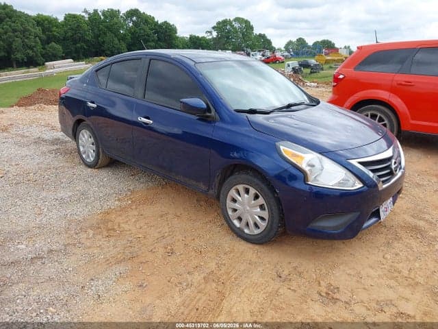 2019 NISSAN VERSA 1.6 SV 1