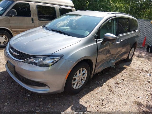 2021 CHRYSLER VOYAGER LXI 2