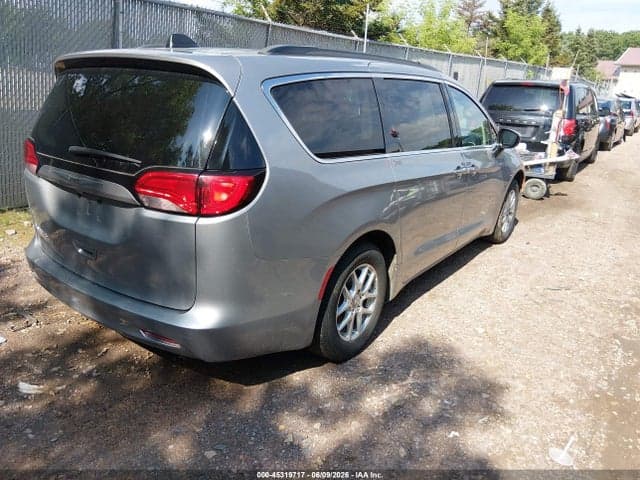 2021 CHRYSLER VOYAGER LXI 4