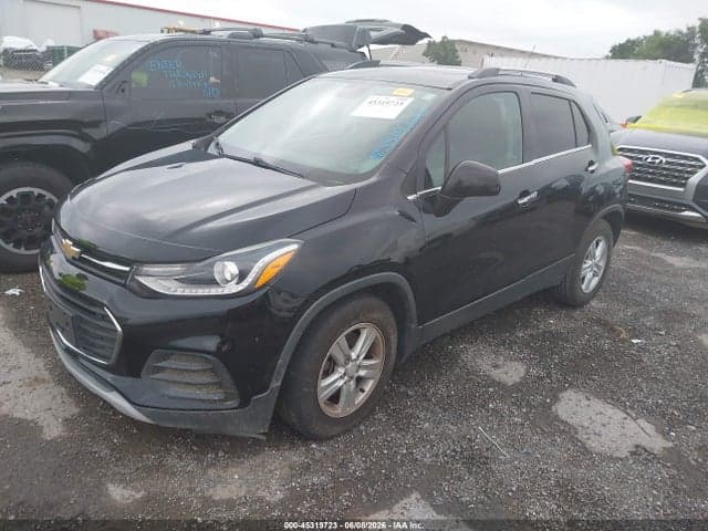 2017 CHEVROLET TRAX LT 2