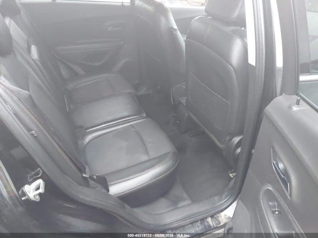 2017 CHEVROLET TRAX LT 8
