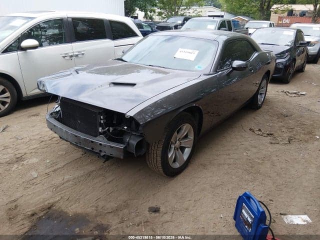 2023 DODGE CHALLENGER SXT 2