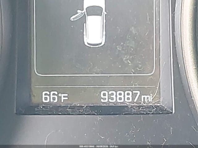 2017 HYUNDAI SANTA FE SE 16