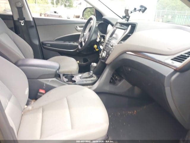 2017 HYUNDAI SANTA FE SE 5