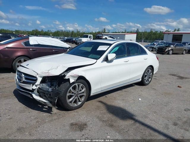 2018 MERCEDES-BENZ C 300 2