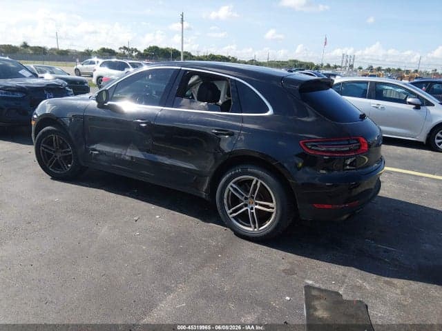 2016 PORSCHE MACAN S 3