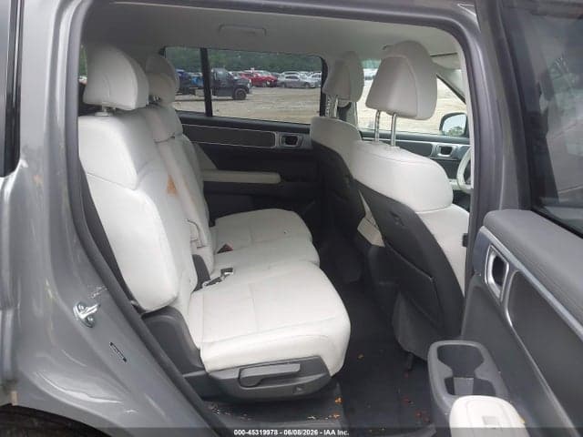 2024 HYUNDAI SANTA FE SE 8