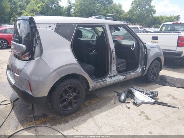 2023 KIA SOUL LX 4