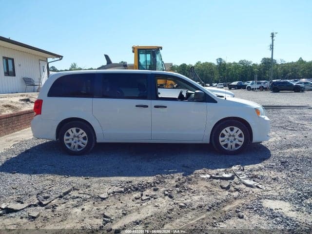 2020 DODGE GRAND CARAVAN SE 16