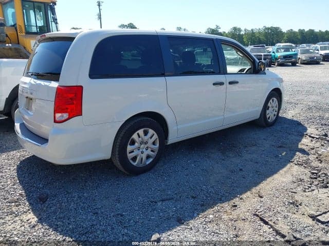 2020 DODGE GRAND CARAVAN SE 4
