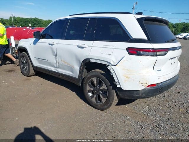 2024 JEEP GRAND CHEROKEE 4XE 3