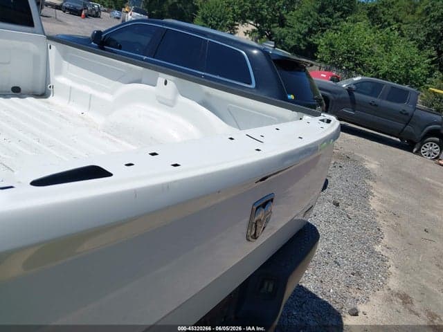 2018 RAM 1500 TRADESMAN 4X2 8' BOX 6