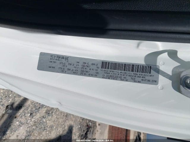 2018 RAM 1500 TRADESMAN 4X2 8' BOX 9