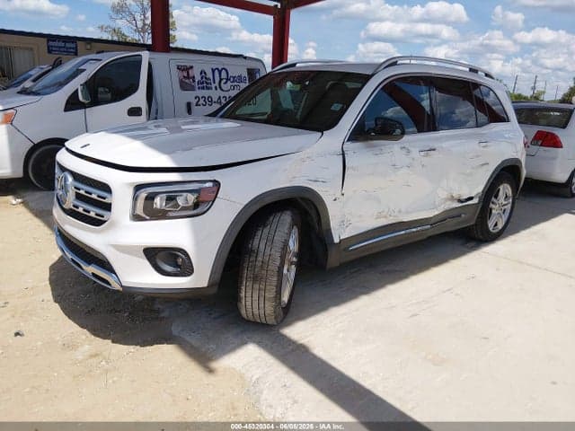 2021 MERCEDES-BENZ GLB 250 2