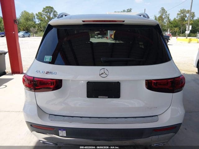 2021 MERCEDES-BENZ GLB 250 16