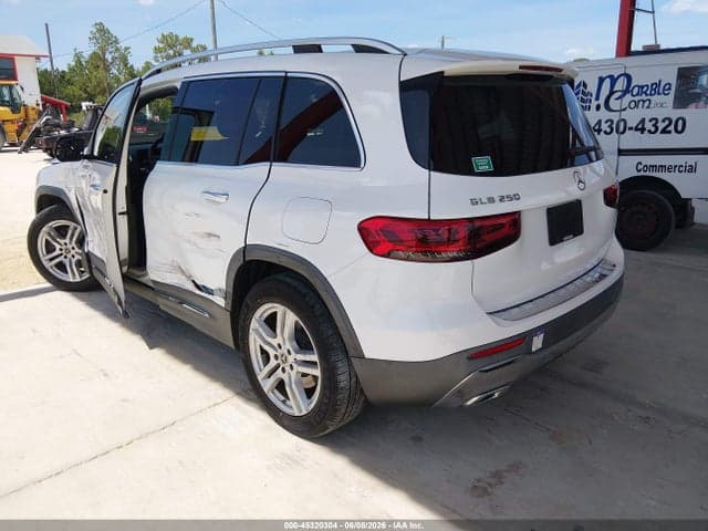2021 MERCEDES-BENZ GLB 250 3