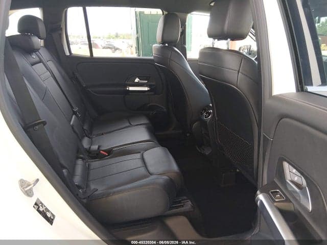 2021 MERCEDES-BENZ GLB 250 8