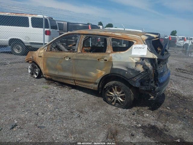 2017 FORD ESCAPE SE 3