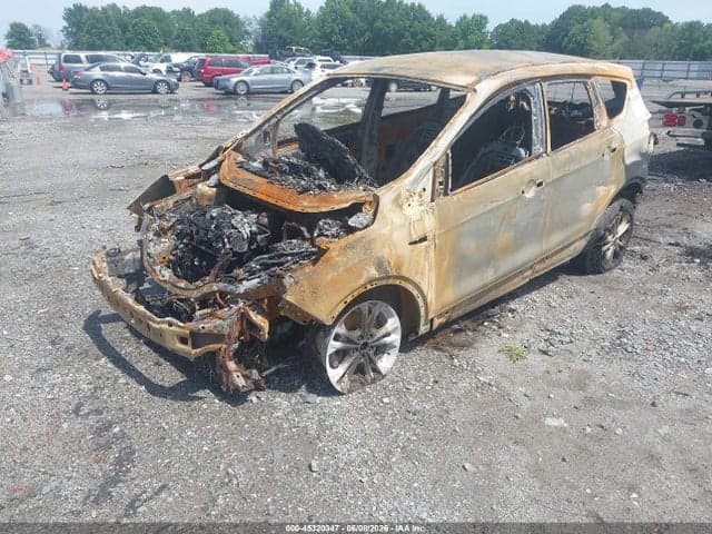 2017 FORD ESCAPE SE 6