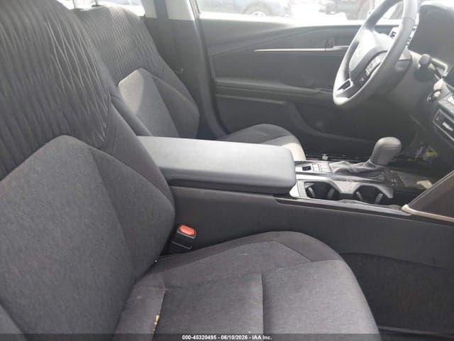 2026 TOYOTA CAMRY LE 5