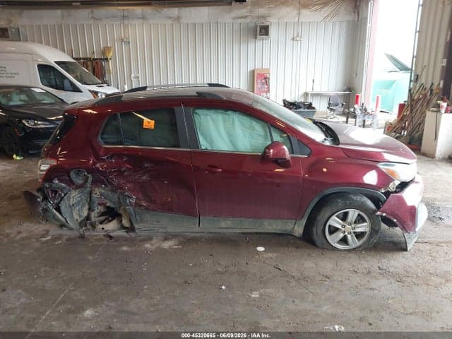 2017 CHEVROLET TRAX LT 12