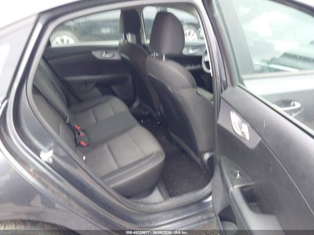2024 KIA FORTE LXS 8