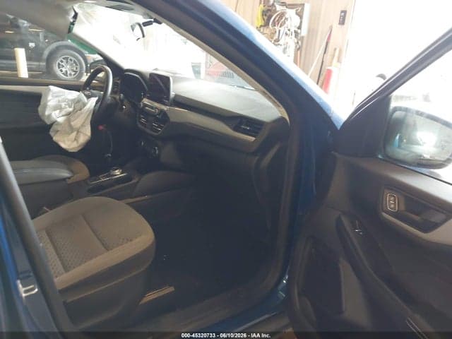 2022 FORD ESCAPE PHEV SE 5