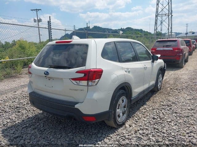 2019 SUBARU FORESTER 4